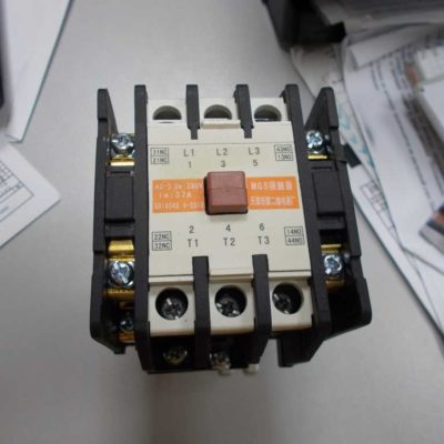 Контактор MG5 (110VAC) 3-силовых контакта и доп. 2НО + 2НЗ