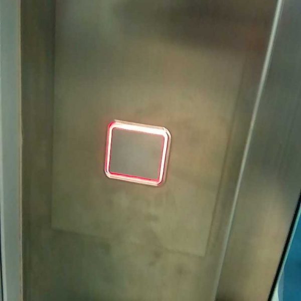 1565583978c3d4I