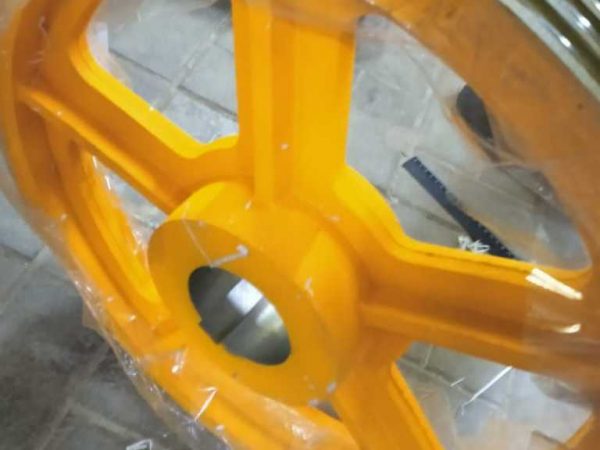 16557860138u76L